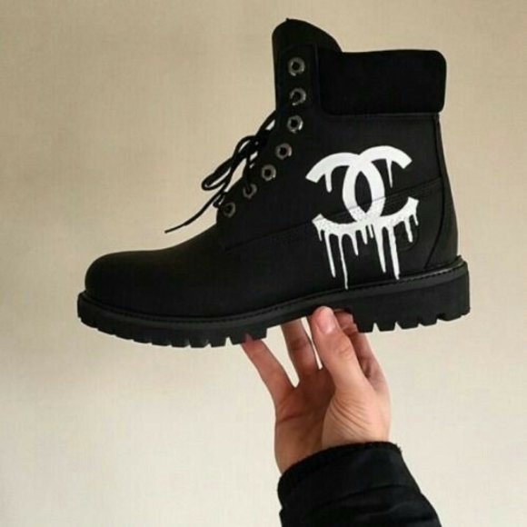 Meet your Posher, Bernard - Picture 1 of 1